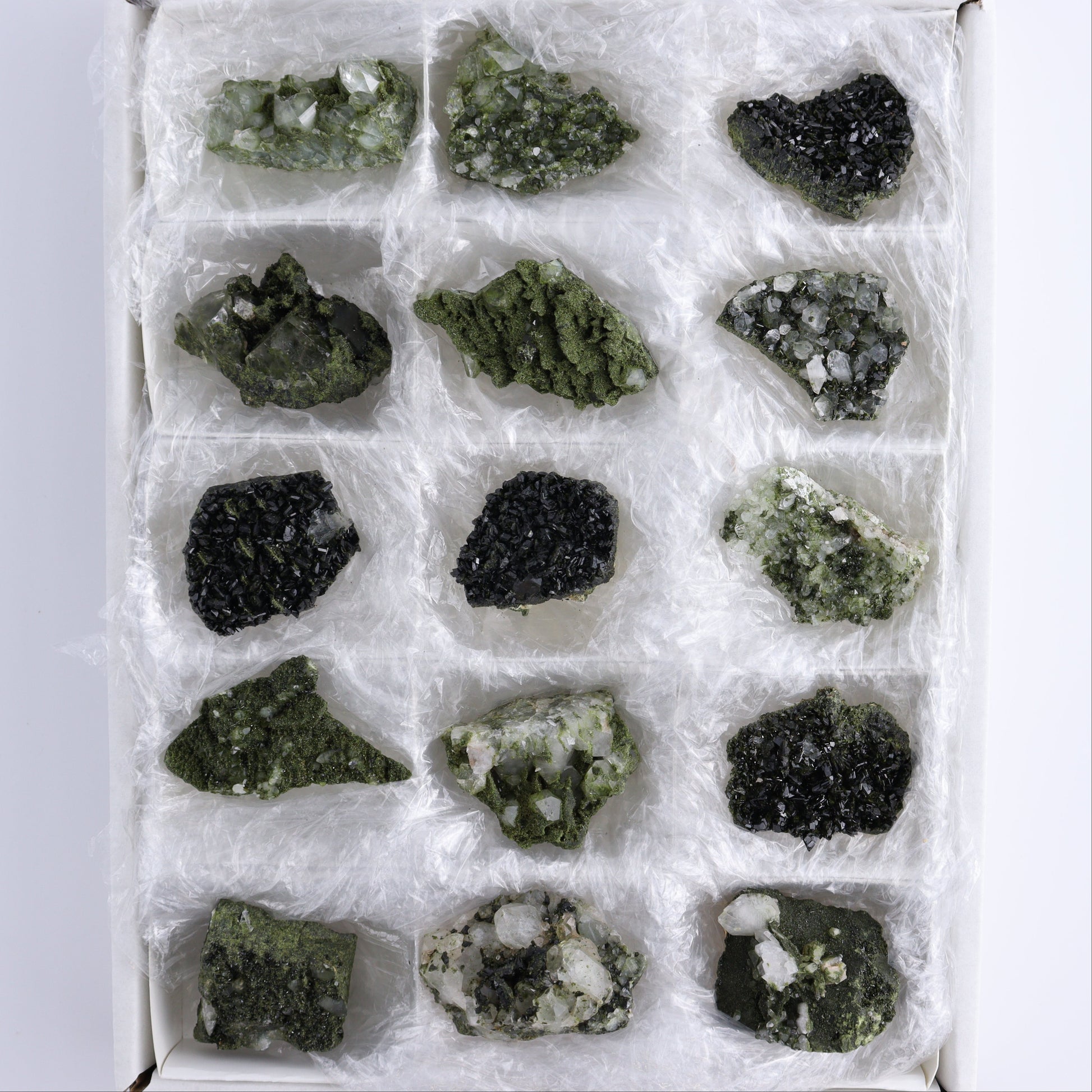 Epidote Set of 15 - Expert Wholesale and Supplier of Wholesale Crystals & Bulk Gemstones, ["epidote","flat","Flats"]