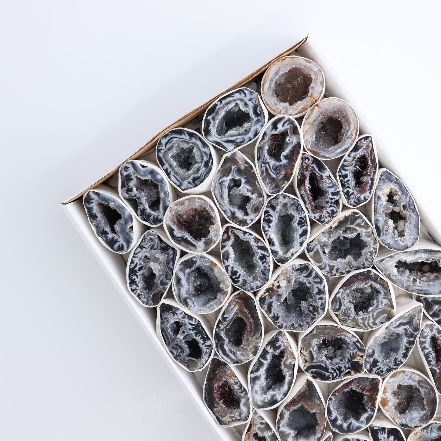Agate Geodes Flat - Expert Wholesale and Supplier of Wholesale Crystals & Bulk Gemstones, ["Agate","Geodes"]