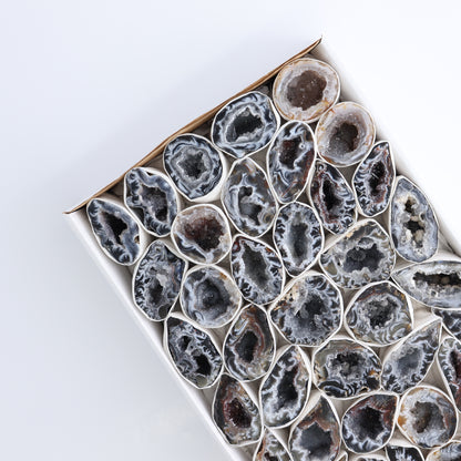 Agate Geodes Flat - Expert Wholesale and Supplier of Wholesale Crystals & Bulk Gemstones, ["Agate","Geodes"]