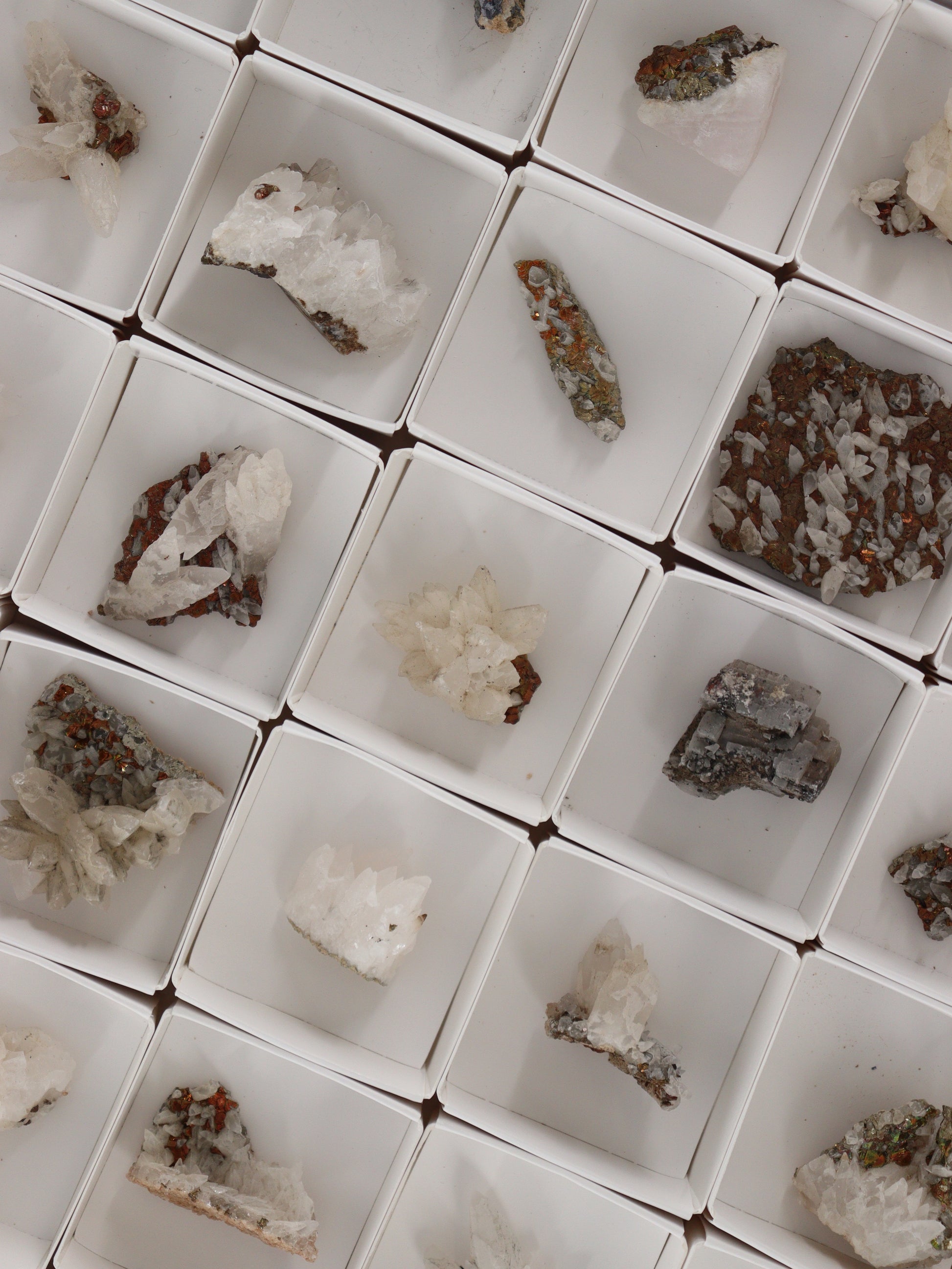 Calcite Flat - Expert Wholesale and Supplier of Wholesale Crystals & Bulk Gemstones, []