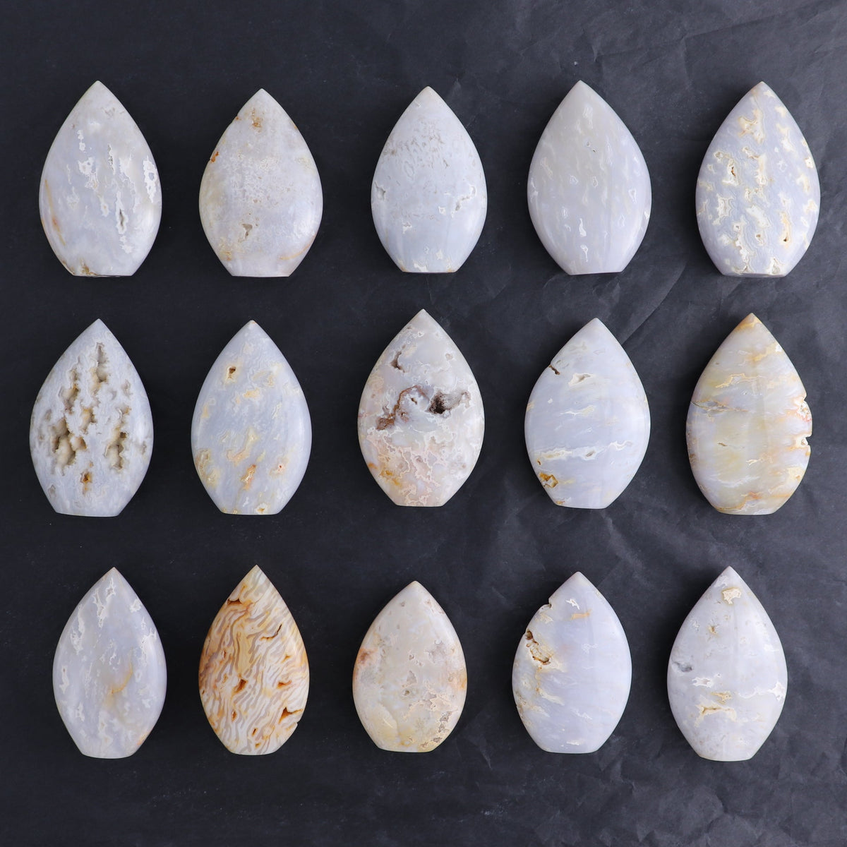 One Flame Chalcedony Agate | Mi Esperanza Minerals | Supplier of Crystals and Onyx
