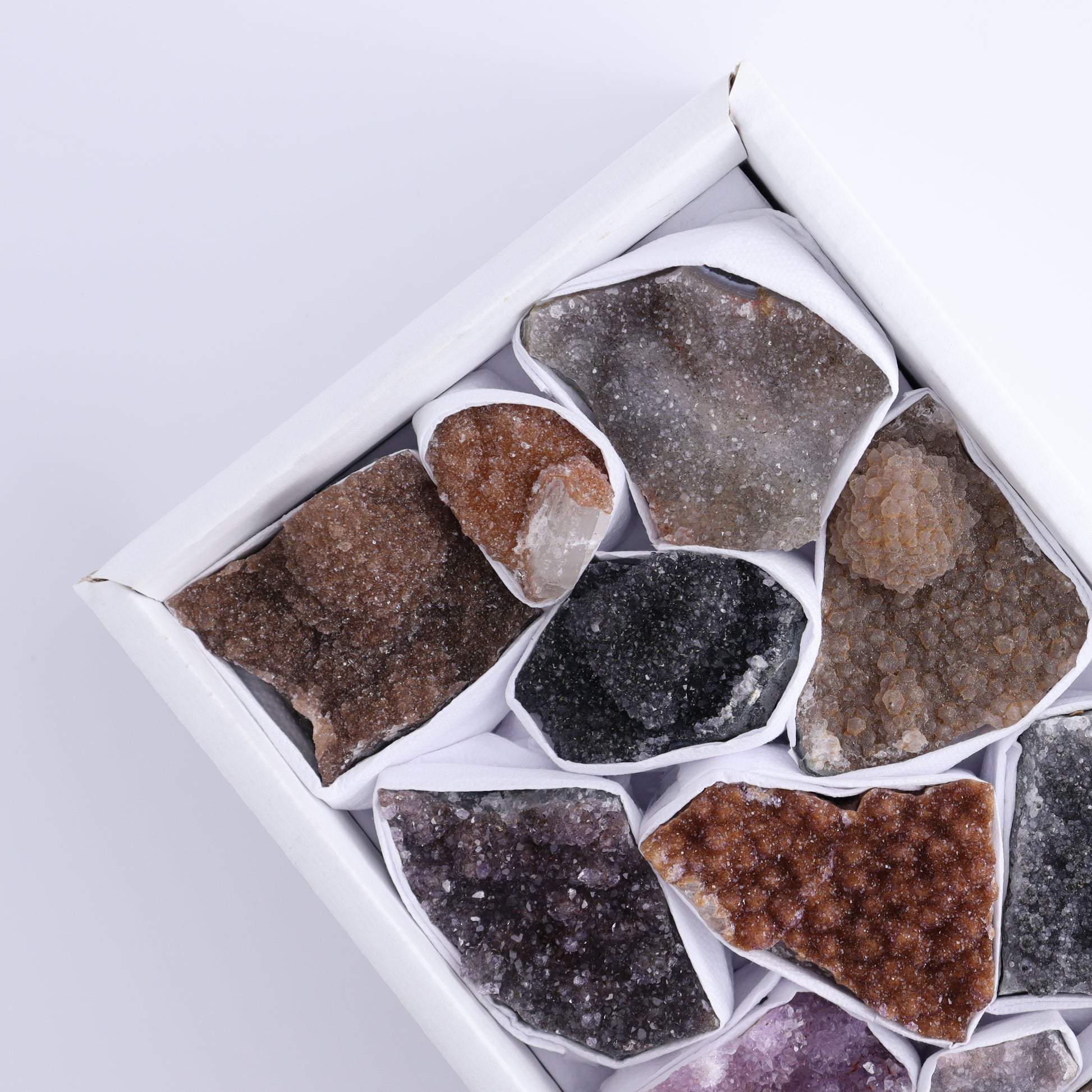 Uruguay Rainbow Amethyst Clusters Flat of 12 - Expert Wholesale and Supplier of Wholesale Crystals & Bulk Gemstones, ["Amethyst","Clusters","Rainbow Amethyst","Sugar Rainbow Amethyst","Uruguay"]