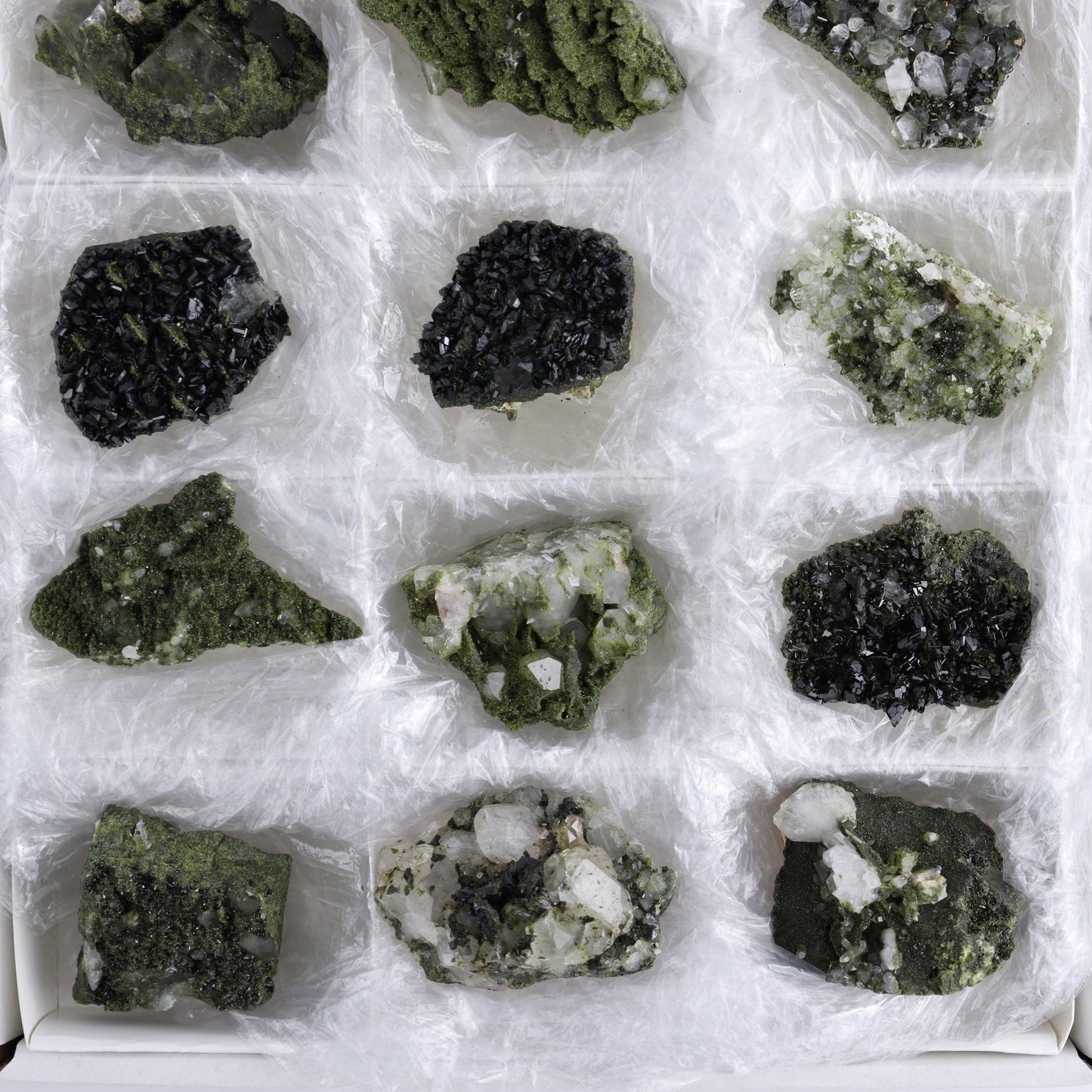 Epidote Set of 15 - Expert Wholesale and Supplier of Wholesale Crystals & Bulk Gemstones, ["epidote","flat","Flats"]