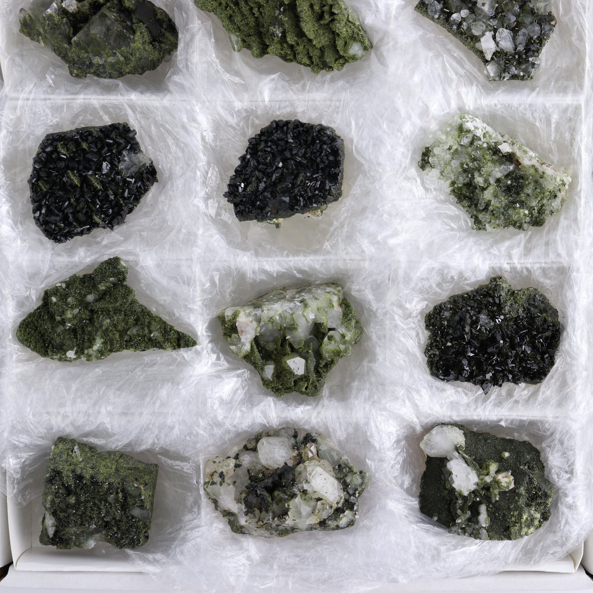 Epidote Set of 15 - Expert Wholesale and Supplier of Wholesale Crystals & Bulk Gemstones, ["epidote","flat","Flats"]
