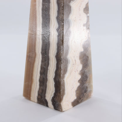 Onyx Obelisk - Expert Wholesale and Supplier of Wholesale Crystals & Bulk Gemstones, ["close_50","Mexico","Obelisk","onyx"]