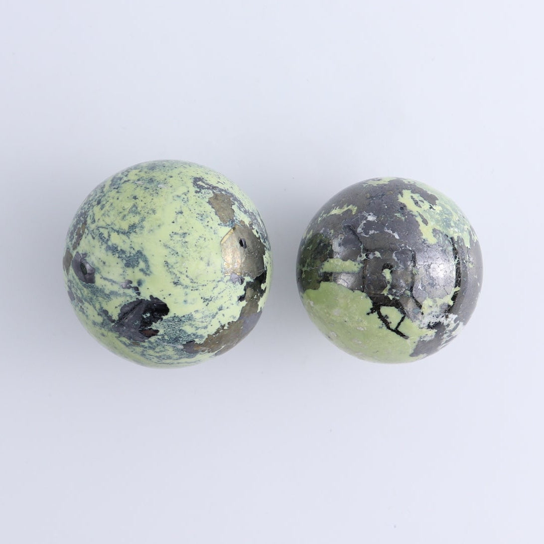 Serpentine Spheres Set of 5