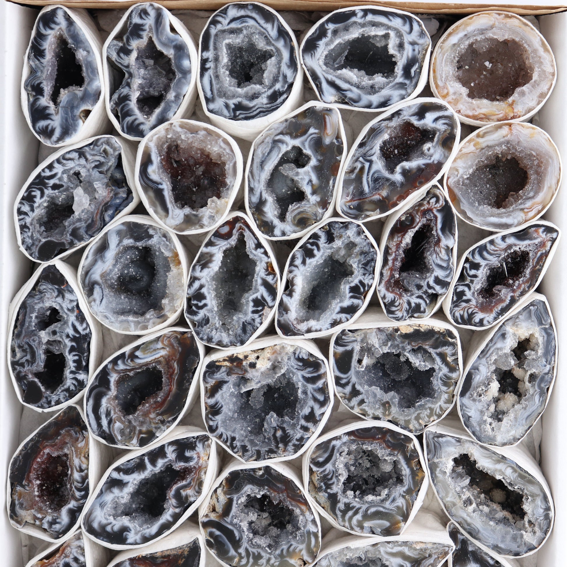 Agate Geodes Flat - Expert Wholesale and Supplier of Wholesale Crystals & Bulk Gemstones, ["Agate","Geodes"]