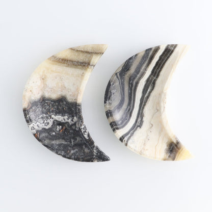 One Mexican Onyx/Calcite Black & White Zebra Moon Dish
