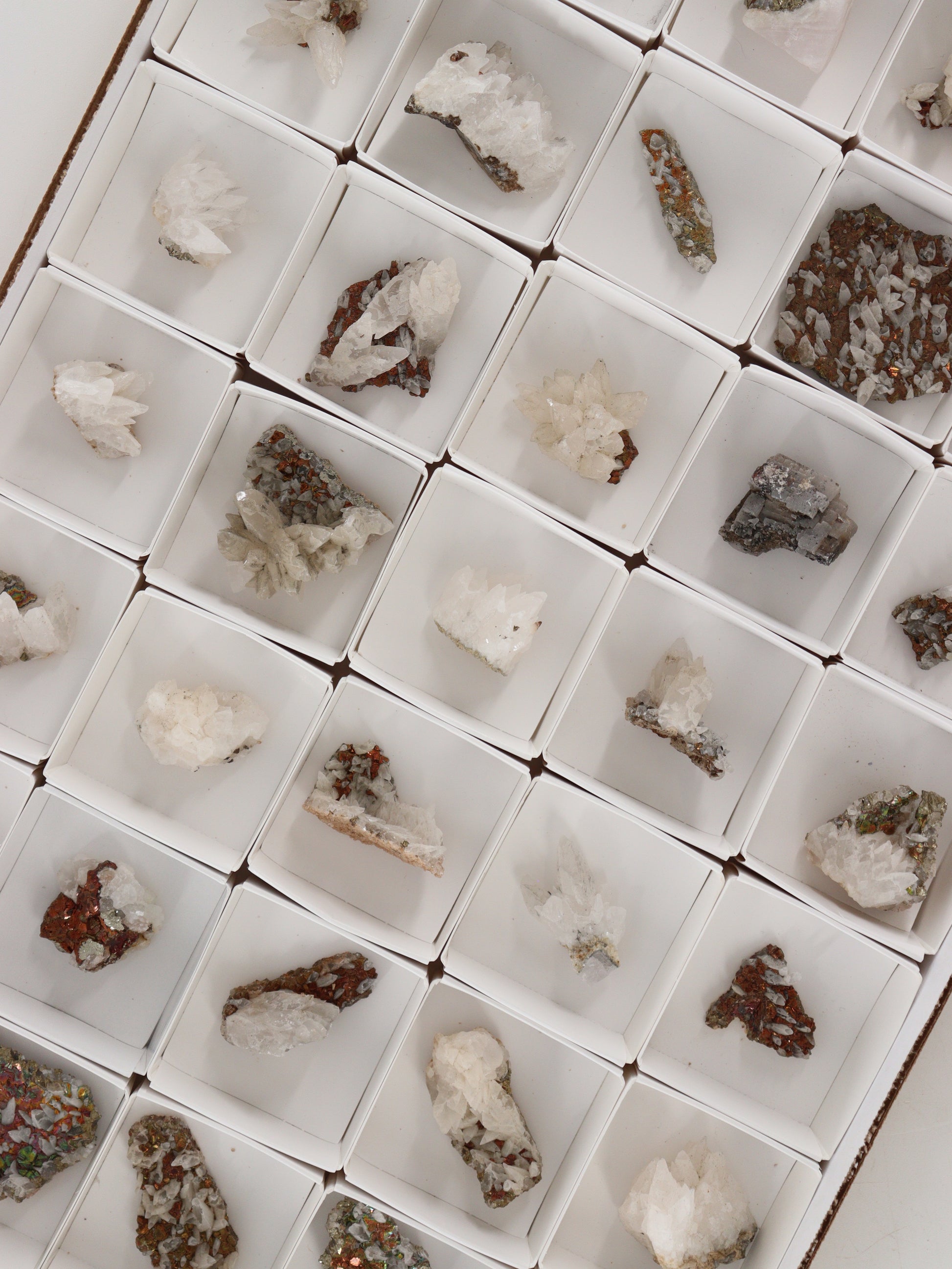 Calcite Flat - Expert Wholesale and Supplier of Wholesale Crystals & Bulk Gemstones, []