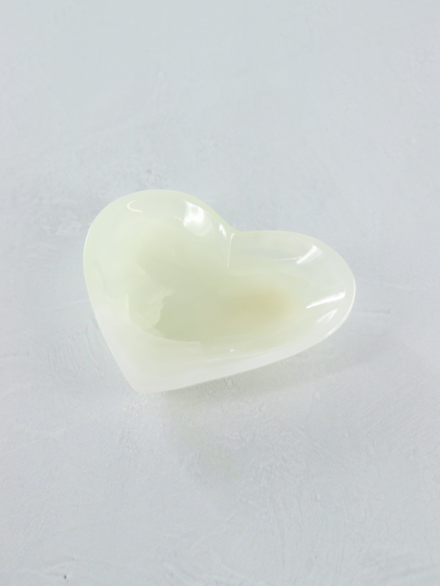 Mixed Onyx Heart Bowls Set of 5 - Expert Supplier of Wholesale Crystals & Bulk Gemstones