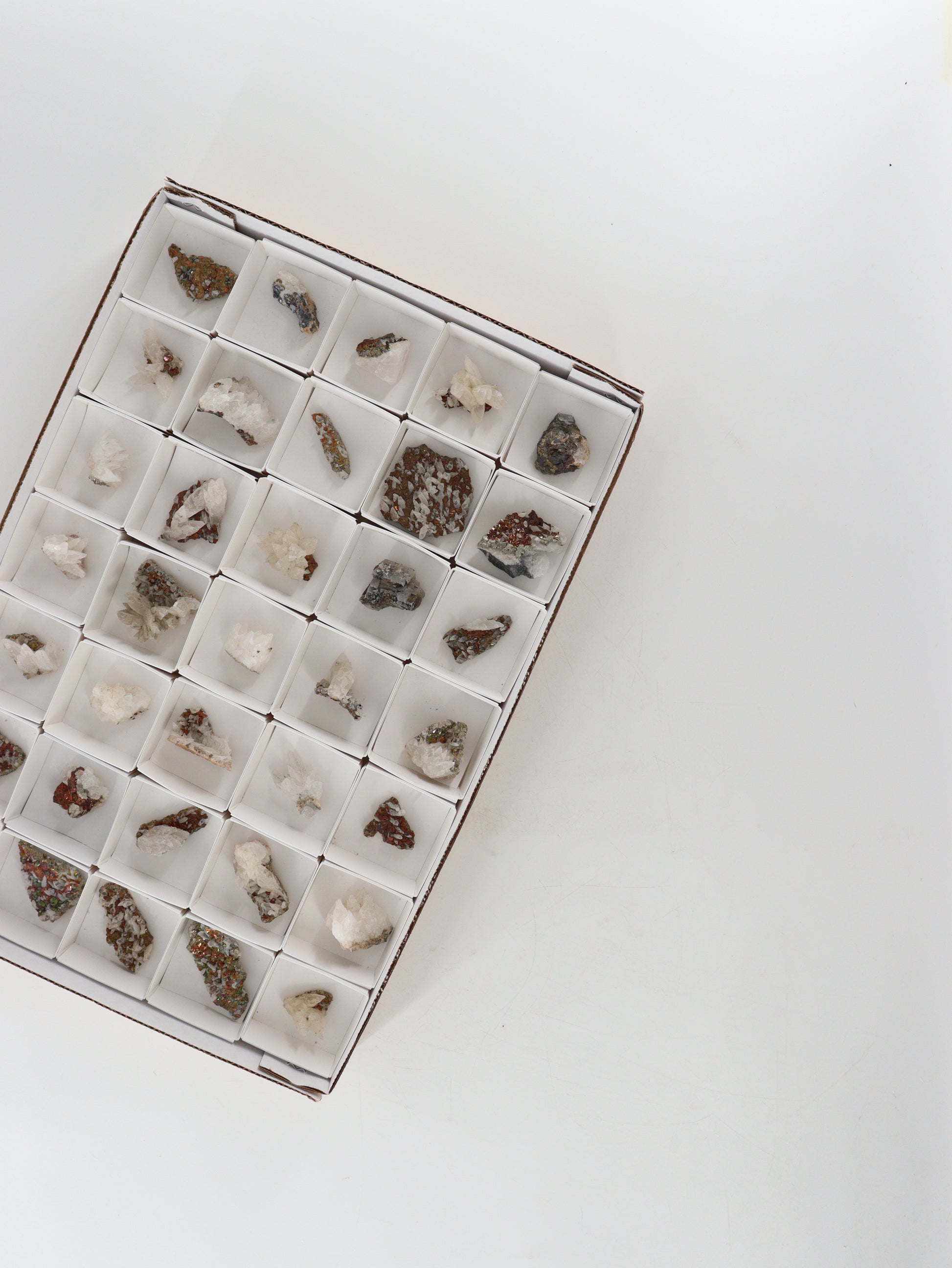 Calcite Flat - Expert Wholesale and Supplier of Wholesale Crystals & Bulk Gemstones, []