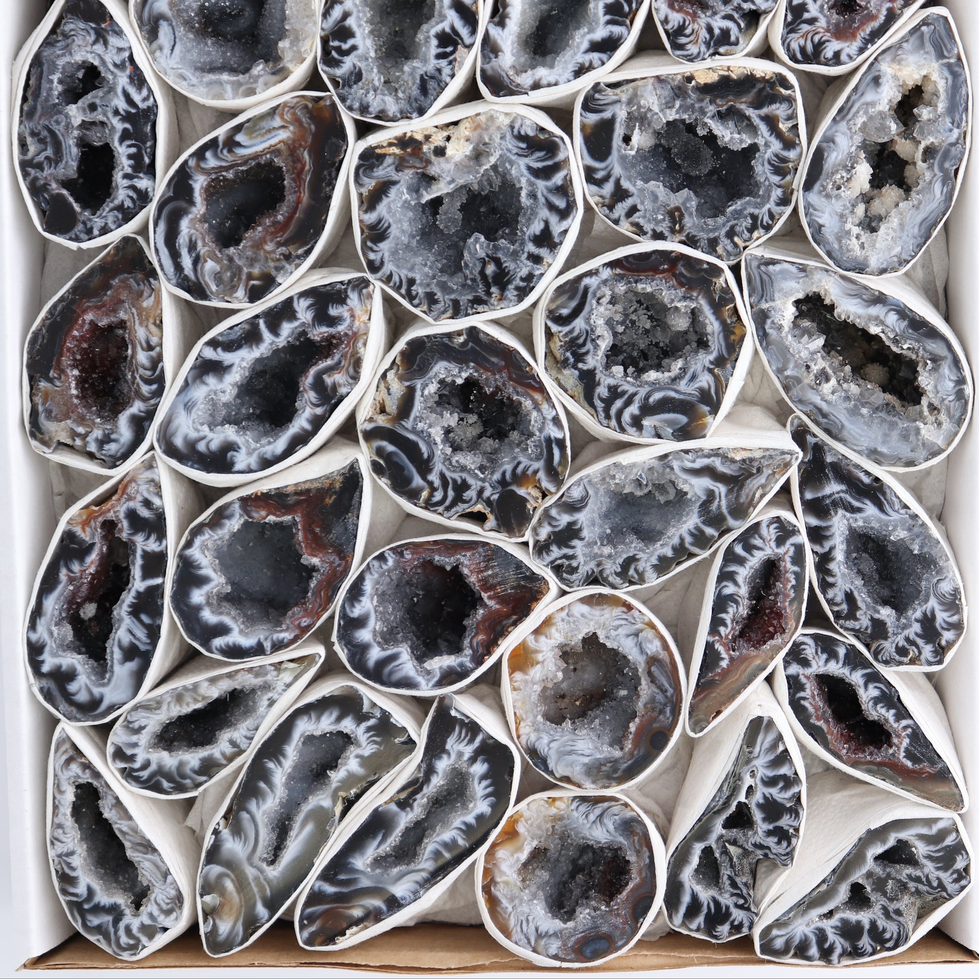 Agate Geodes Flat - Expert Wholesale and Supplier of Wholesale Crystals & Bulk Gemstones, ["Agate","Geodes"]