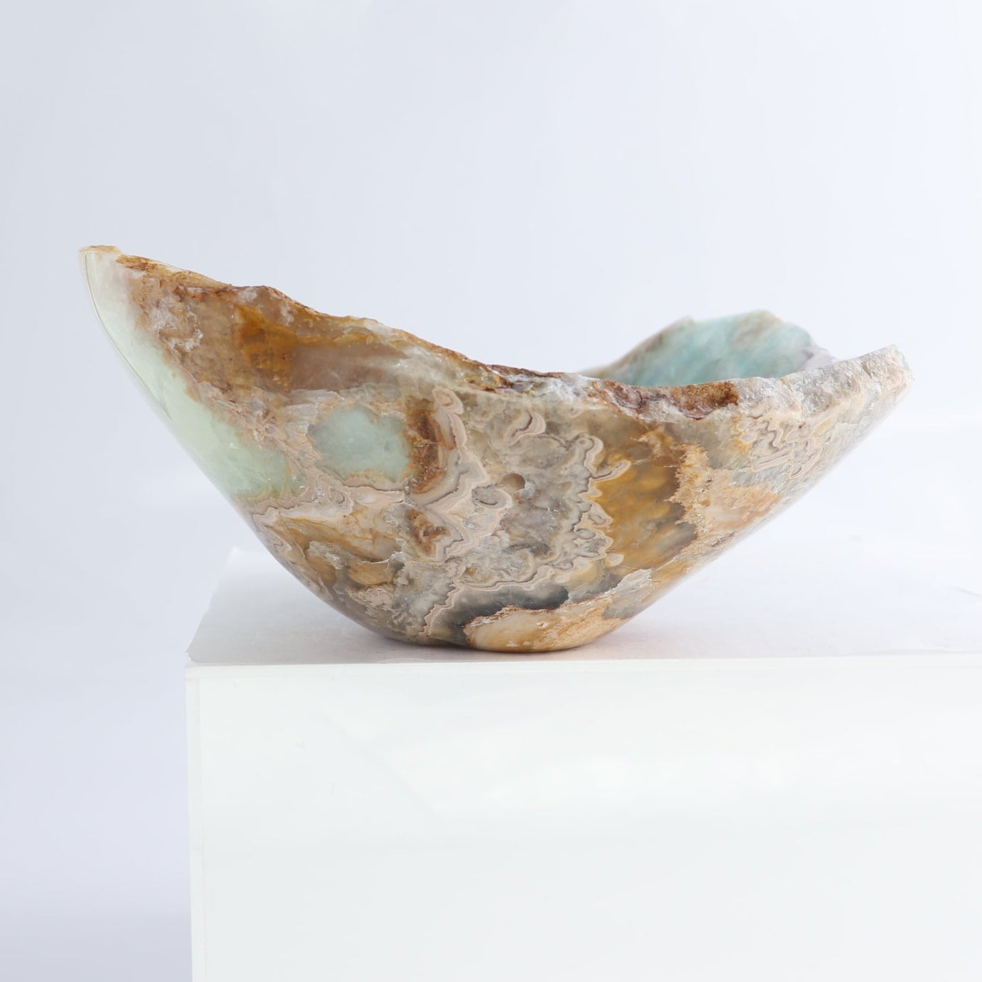 Fluorite Bowl 8"