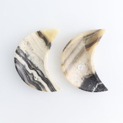One Mexican Onyx/Calcite Black & White Zebra Moon Dish
