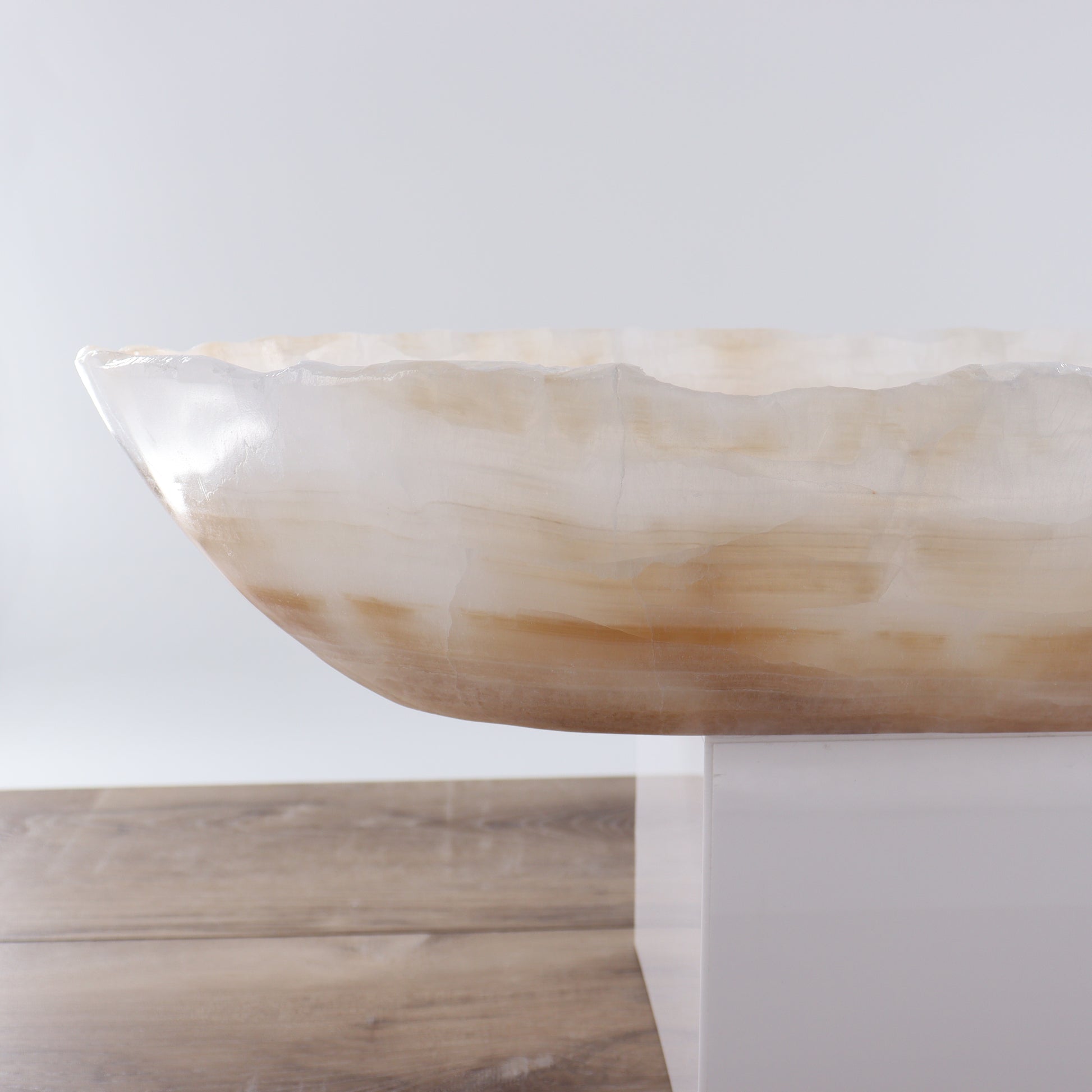 Mexican Onyx/Calcite Canoe Bowl - Expert Wholesale and Supplier of Wholesale Crystals & Bulk Gemstones, ["Bowls","Calcite","canoe","Mexico","onyx"]