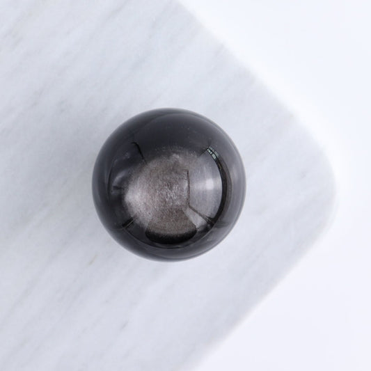 One Medium Obsidian Sphere