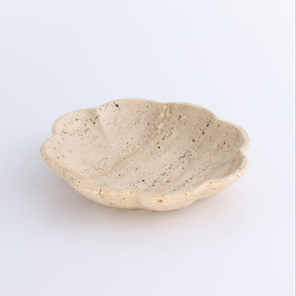 One Travertine Scalloped Dish 14 cm - Expert Wholesale and Supplier of Wholesale Crystals & Bulk Gemstones, ["Catalog Onyx","Decorative Dish","Mexico","Travertine"]