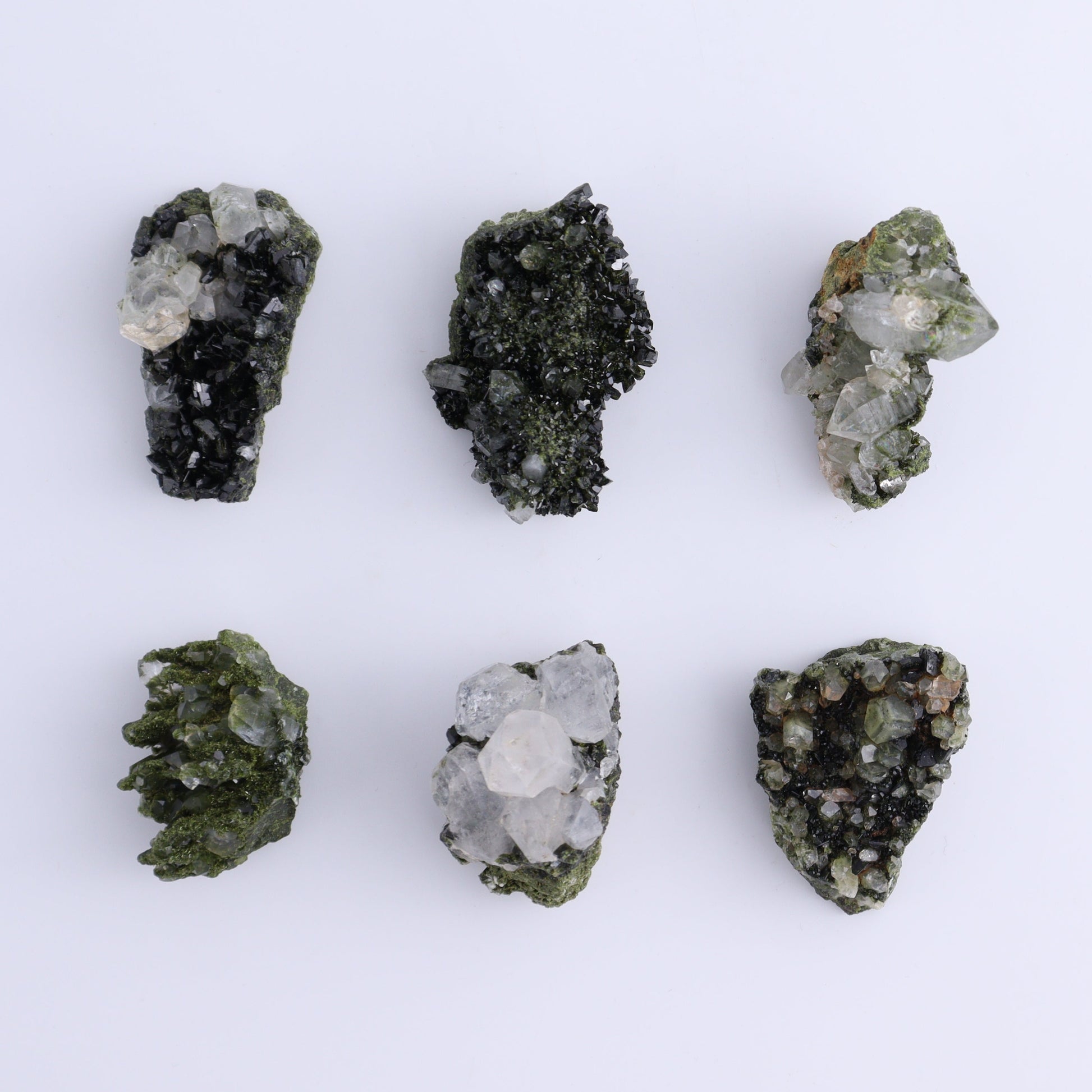 Epidote Set of 15 - Expert Wholesale and Supplier of Wholesale Crystals & Bulk Gemstones, ["epidote","flat","Flats"]