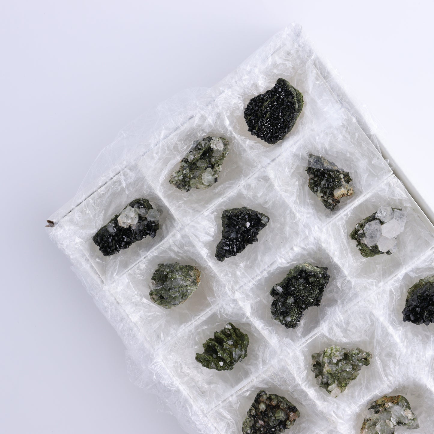 Epidote Set of 15 - Expert Wholesale and Supplier of Wholesale Crystals & Bulk Gemstones, ["epidote","flat","Flats"]