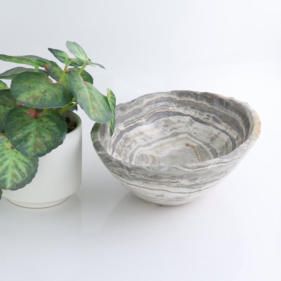 Mexican Onyx/Calcite Bowl 10"