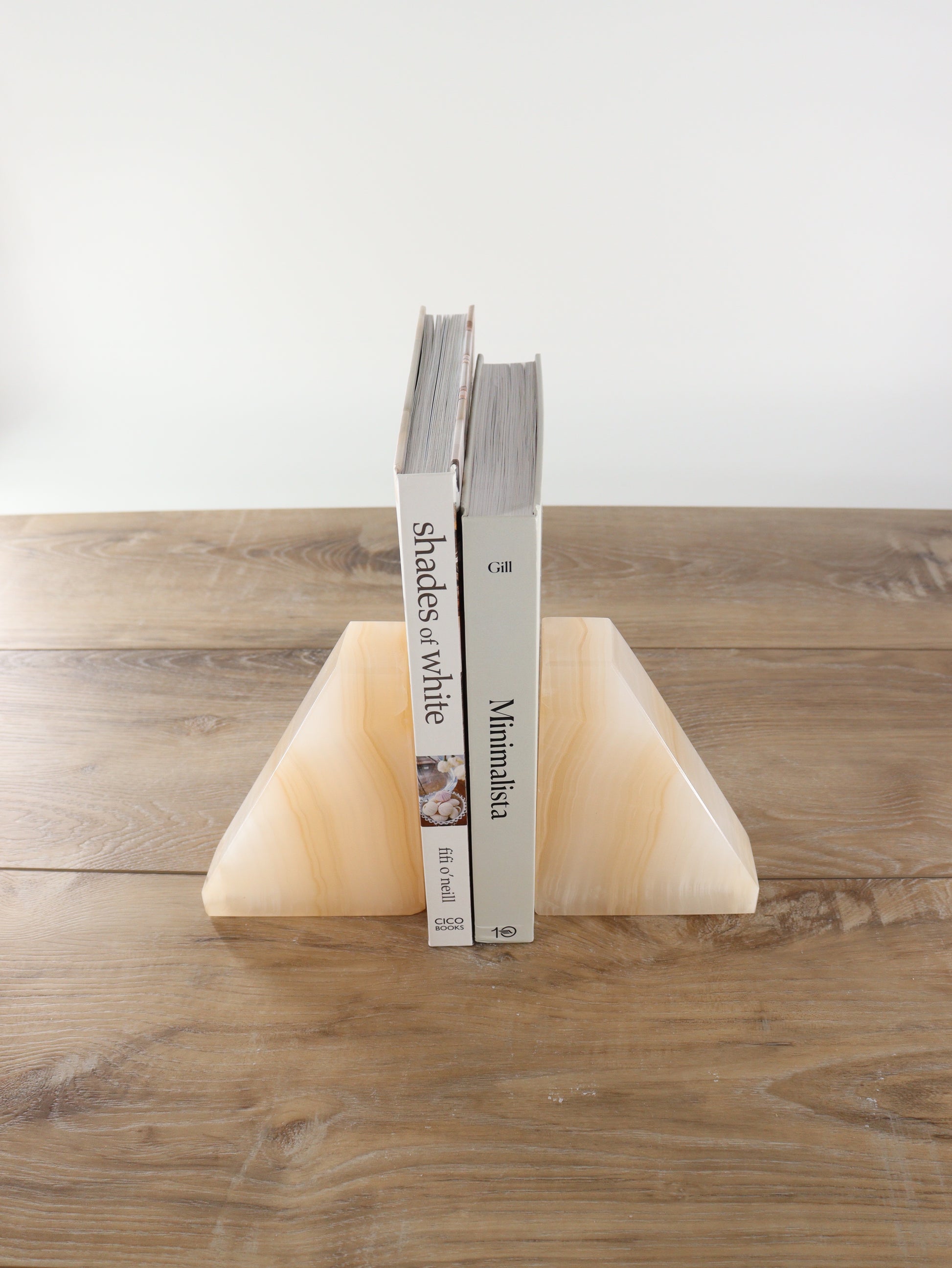 White and Tan Polished Onyx Bookends - Expert Supplier of Wholesale Crystals & Bulk Gemstones