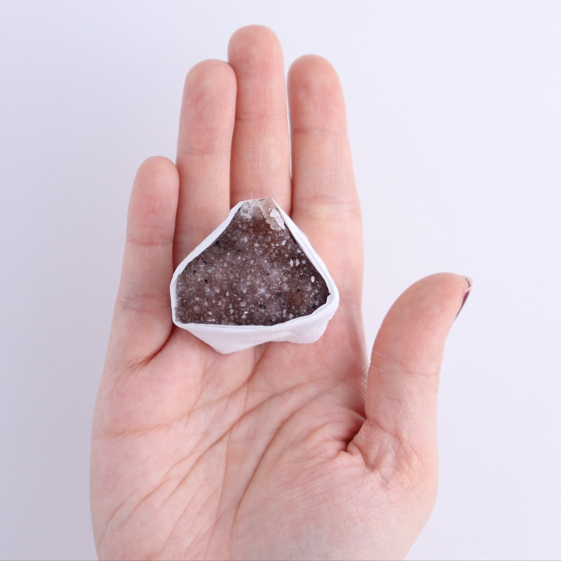 Uruguay Rainbow Amethyst Clusters Flat of 13 - Expert Wholesale and Supplier of Wholesale Crystals & Bulk Gemstones, ["Amethyst","Clusters","Rainbow Amethyst","Sugar Rainbow Amethyst","Uruguay"]