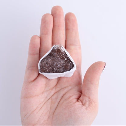 Uruguay Rainbow Amethyst Clusters Flat of 13 - Expert Wholesale and Supplier of Wholesale Crystals & Bulk Gemstones, ["Amethyst","Clusters","Rainbow Amethyst","Sugar Rainbow Amethyst","Uruguay"]