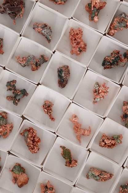 Native Copper 54pc Flat from Michigan - Expert Wholesale and Supplier of Wholesale Crystals & Bulk Gemstones, []