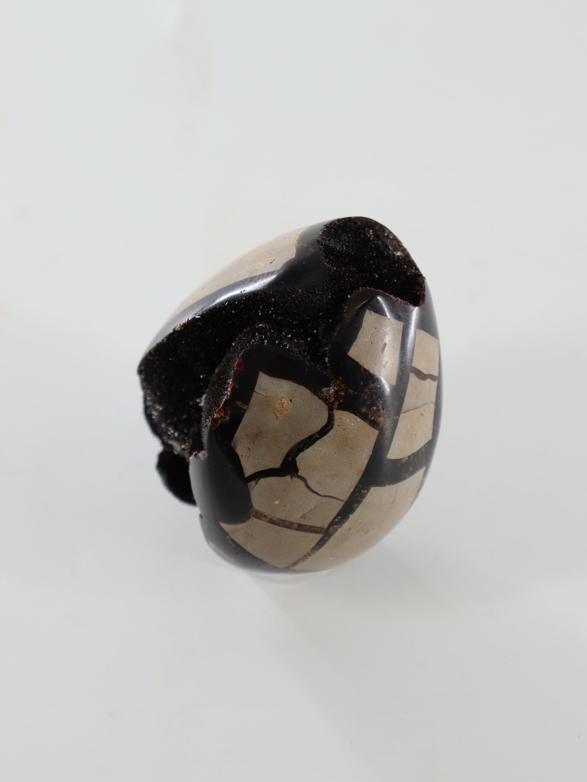 Septarian Eggs Set of 4 - Expert Supplier of Wholesale Crystals & Bulk Gemstones