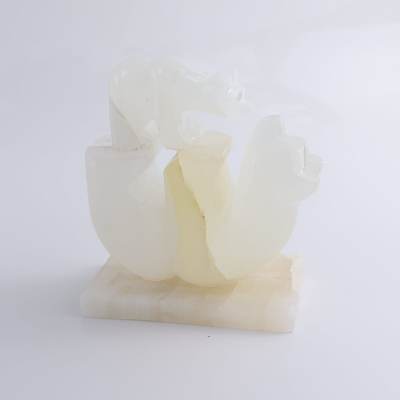 One Bear Carving Mexicano Onyx/Calcite White