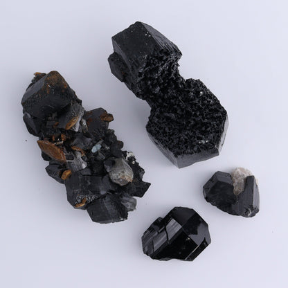 Schorl Tourmaline Flat of 30 - Expert Wholesale and Supplier of Wholesale Crystals & Bulk Gemstones, ["Black Tourmaline","Madagascar","Schorl Tourmaline","Tourmaline"]