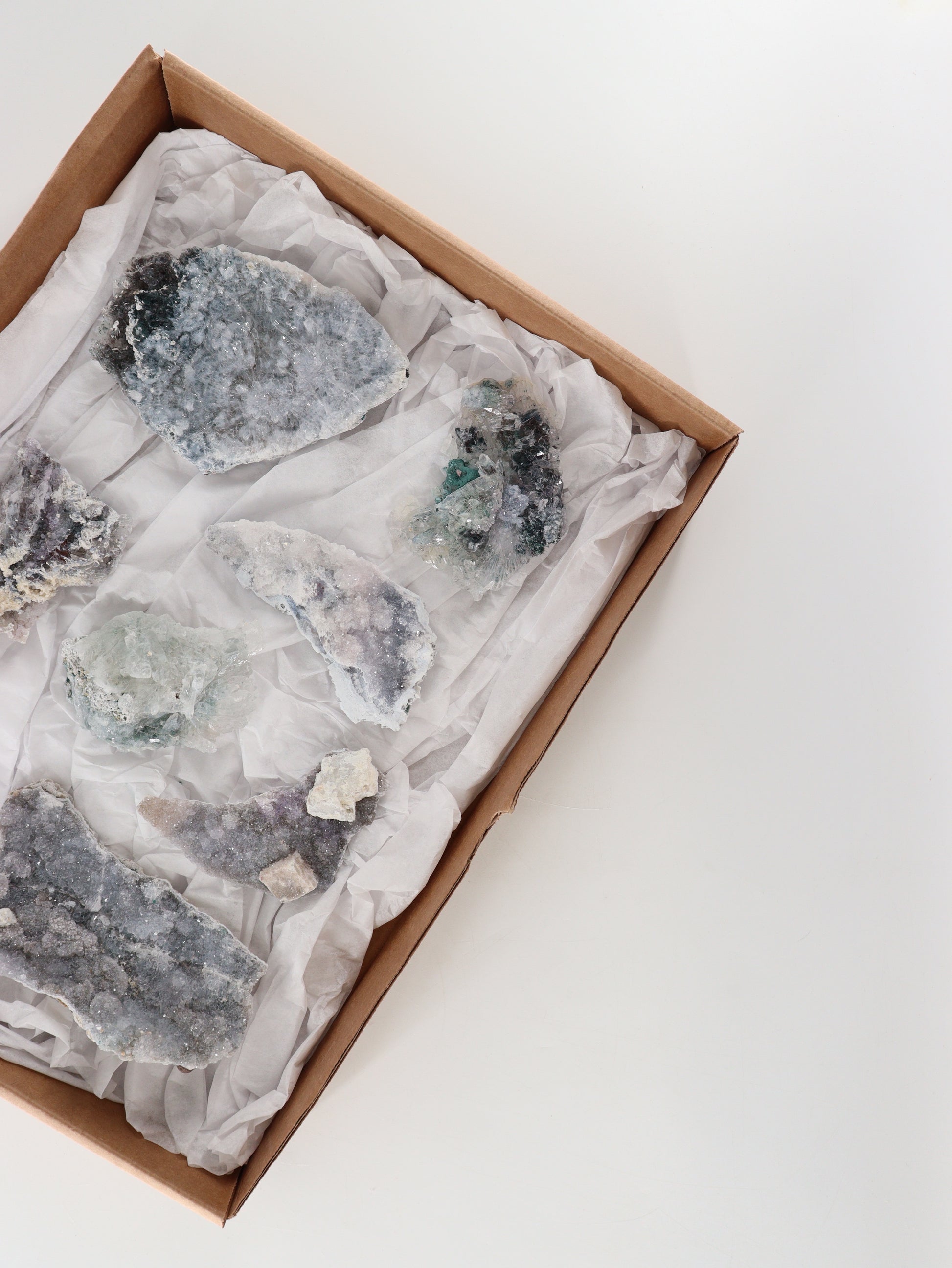 Amethyst Flower Set of 8 - Expert Wholesale and Supplier of Wholesale Crystals & Bulk Gemstones, []