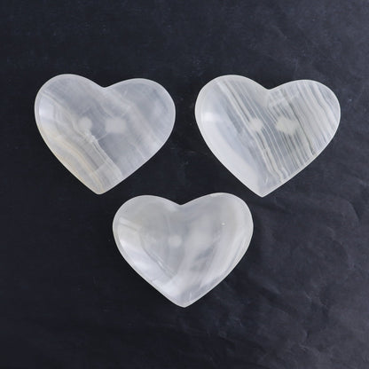 One Mexican Onyx/Calcite White Heart Bowl