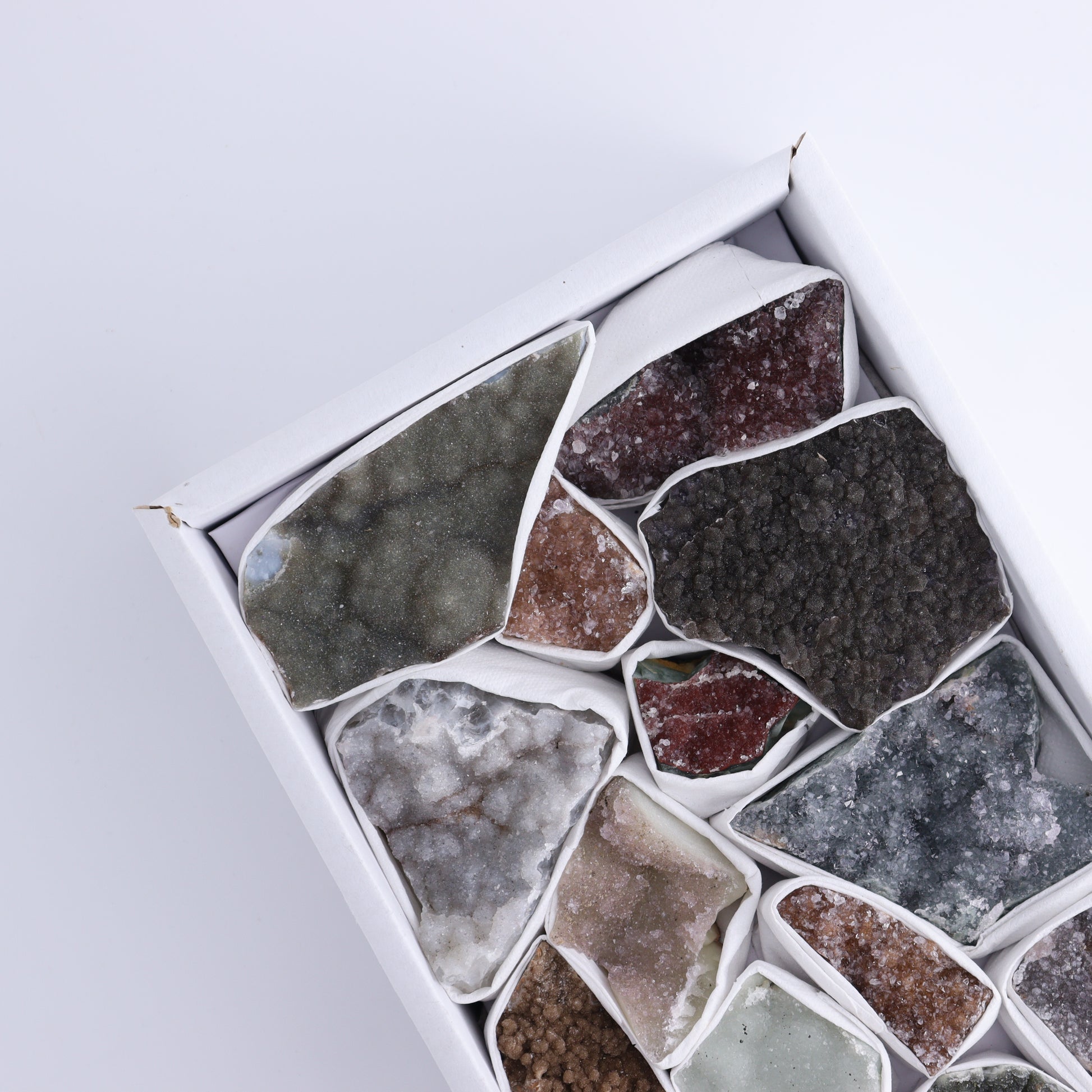 Uruguay Rainbow Amethyst Clusters Flat of 14 - Expert Wholesale and Supplier of Wholesale Crystals & Bulk Gemstones, ["Amethyst","Clusters","Rainbow Amethyst","Sugar Rainbow Amethyst","Uruguay"]