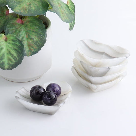 One Mexican Onyx/Calcite White & Grey Heart Dish