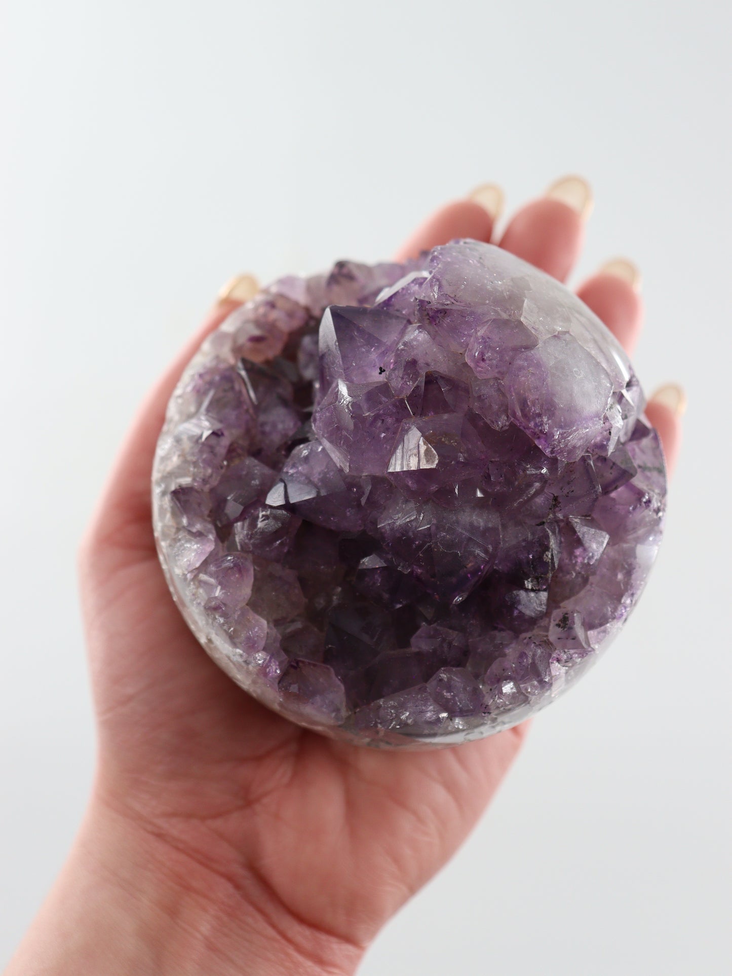 Amethyst Sphere - Expert Supplier of Wholesale Crystals & Bulk Gemstones