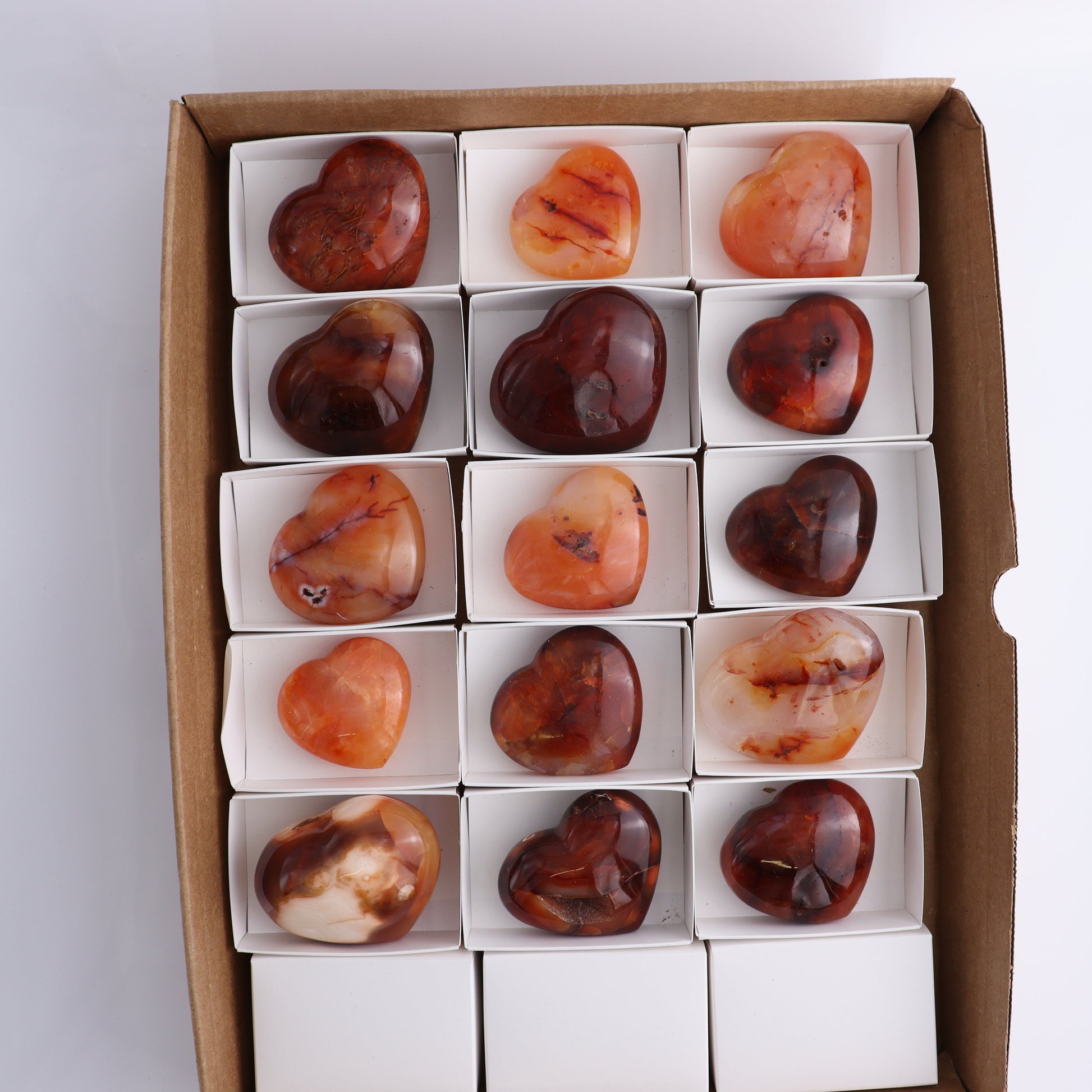 Carnelian Hearts Flat of 15 - Expert Wholesale and Supplier of Wholesale Crystals & Bulk Gemstones, ["carnelian","Hearts","Madagascar"]