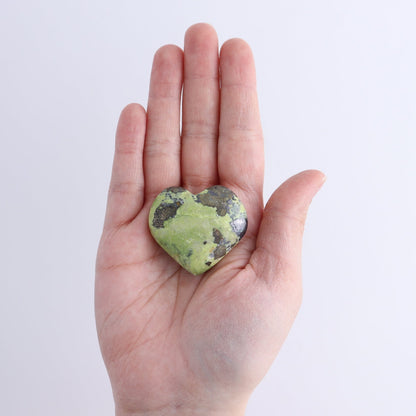 Serpentine Hearts Set of 26 - Expert Wholesale and Supplier of Wholesale Crystals & Bulk Gemstones, ["Hearts","Peru","serpentine"]