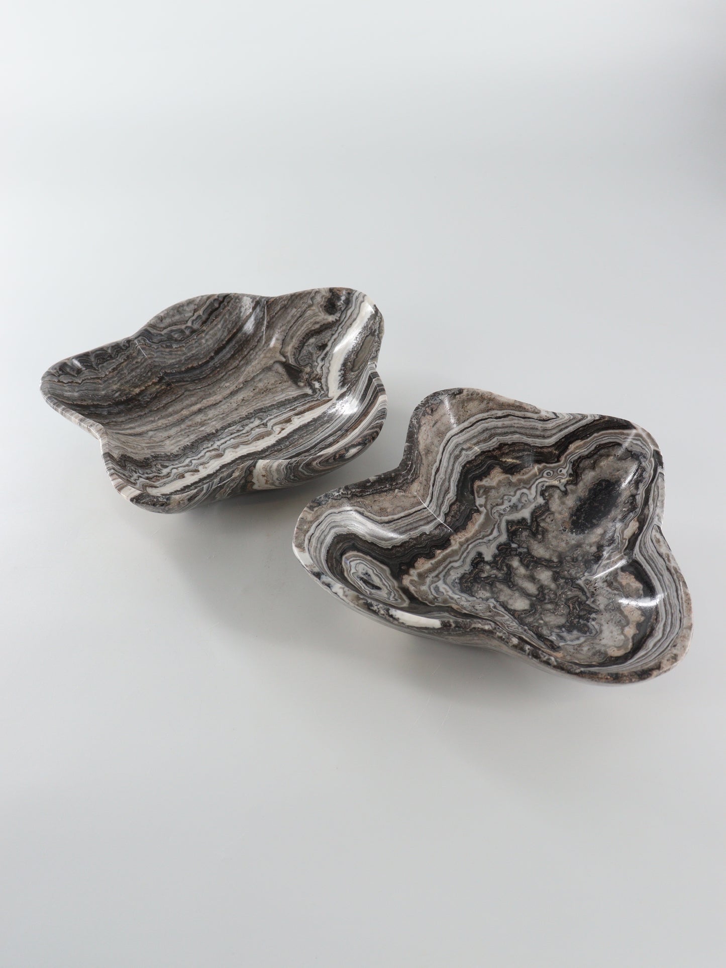 Zebra Onyx Bowls Set of 2 - Expert Wholesale and Supplier of Wholesale Crystals & Bulk Gemstones, []