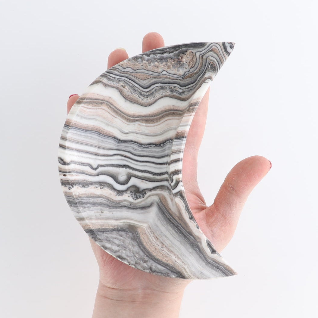 One Mexican Onyx/Calcite White Zebra Moon Dish