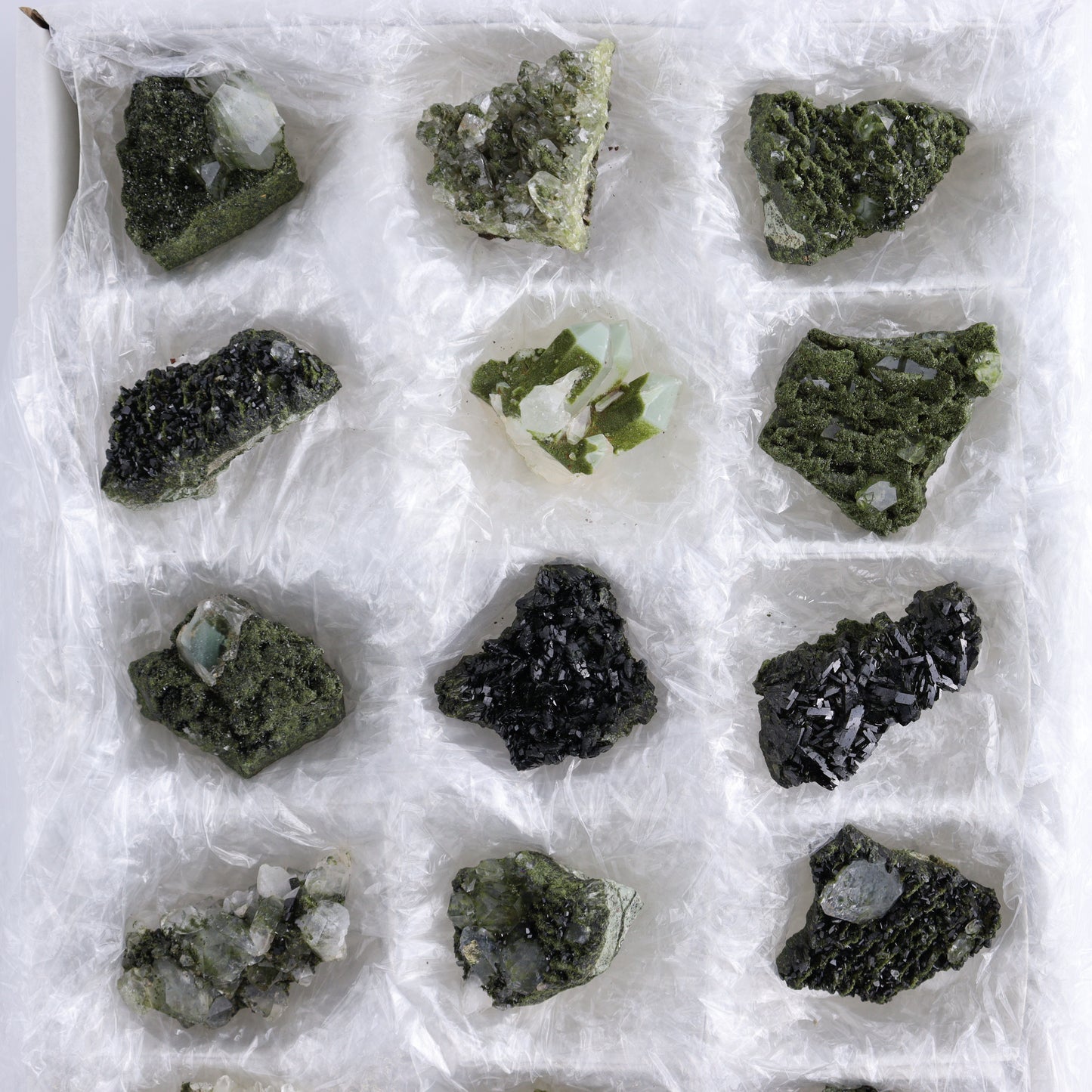 Epidote Set of 15 - Expert Wholesale and Supplier of Wholesale Crystals & Bulk Gemstones, ["epidote","flat","Flats"]