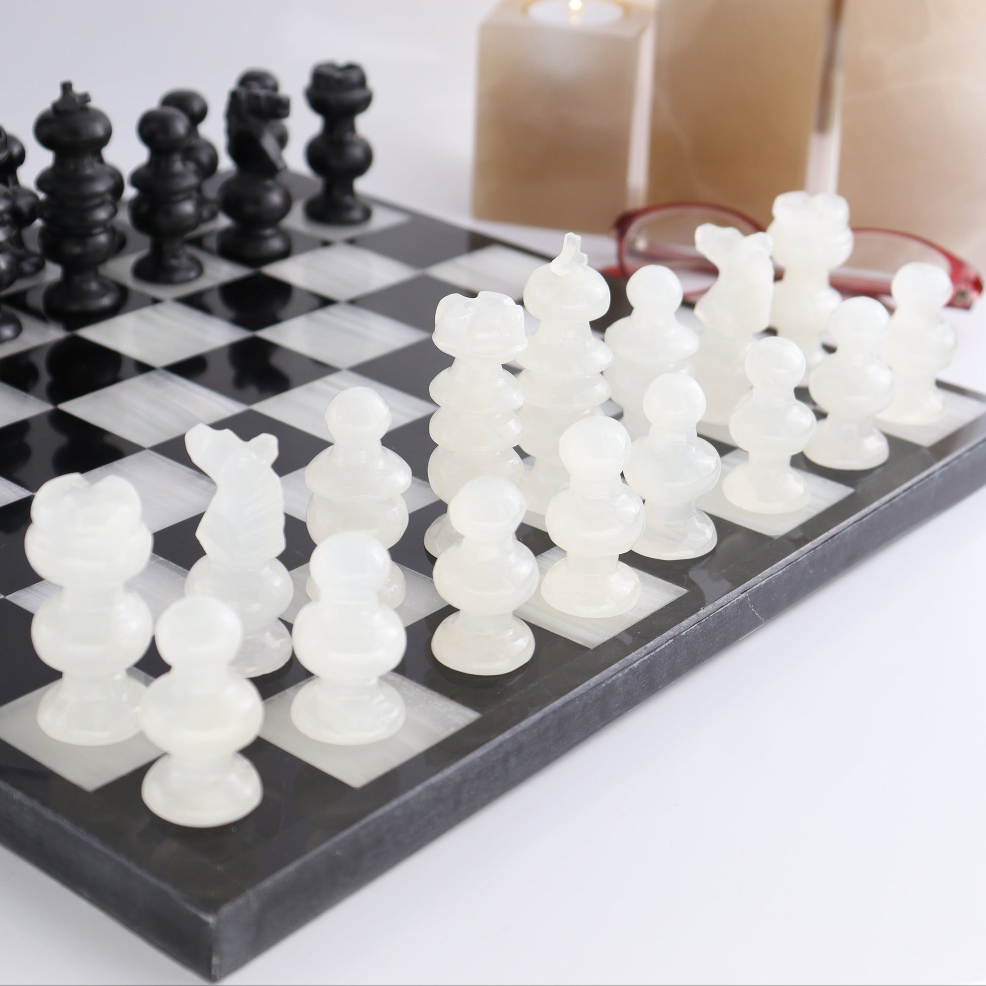 Large Onyx and Marble Chess Set (Black and White) - Expert Wholesale and Supplier of Wholesale Crystals & Bulk Gemstones, ["Black Marble","Catalog Onyx","Marble","onyx"]