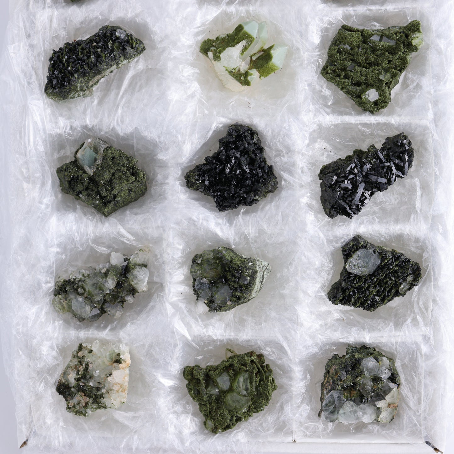 Epidote Set of 15 - Expert Wholesale and Supplier of Wholesale Crystals & Bulk Gemstones, ["epidote","flat","Flats"]
