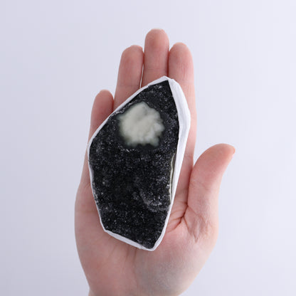 Uruguay Amethyst Clusters with "Eyes" Flat of 11 - Expert Wholesale and Supplier of Wholesale Crystals & Bulk Gemstones, ["Amethyst","Clusters","Eyes Amethyst","Uruguay"]