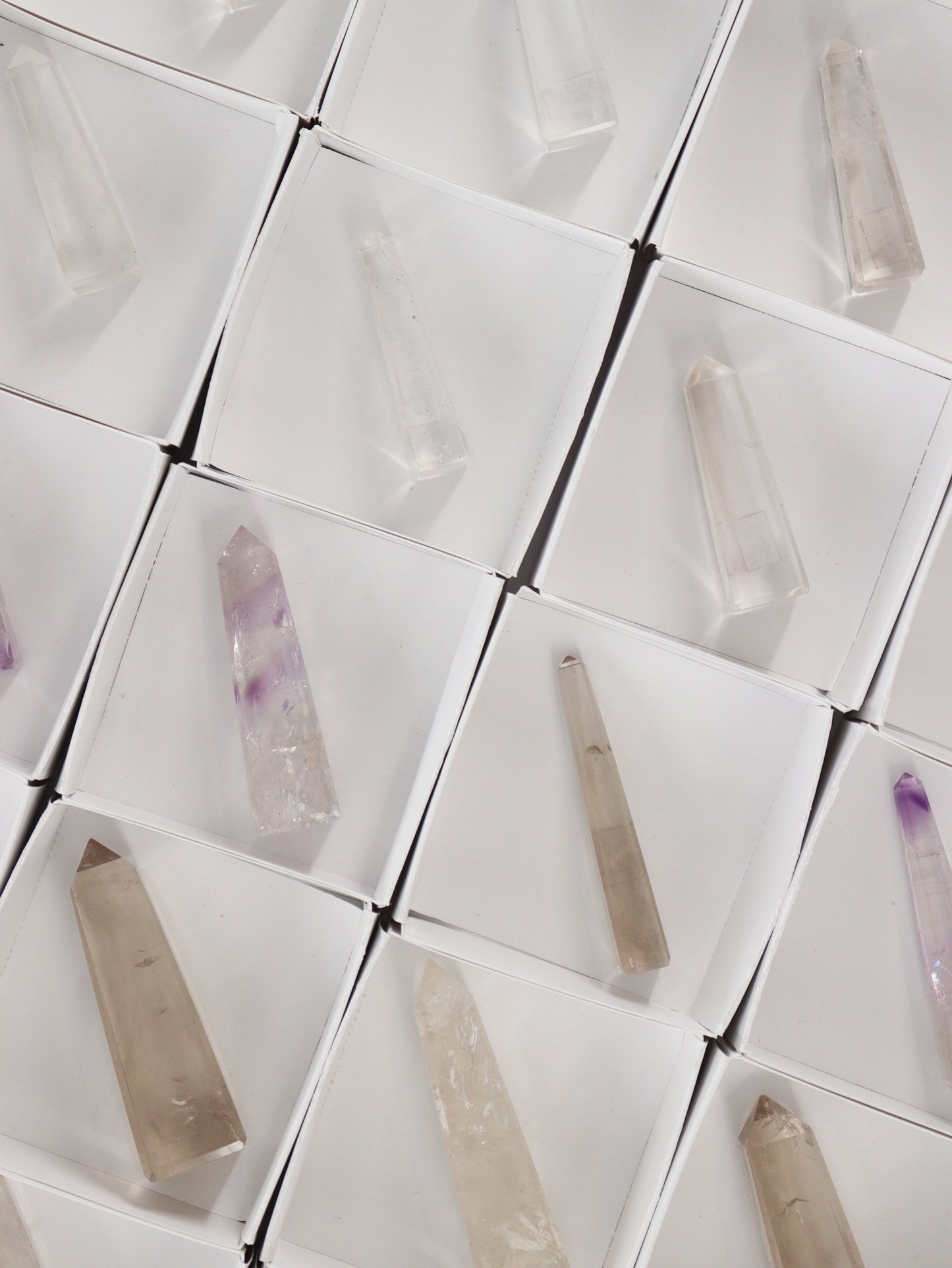 Miniature Quartz Towers Flat - Expert Supplier of Wholesale Crystals & Bulk Gemstones