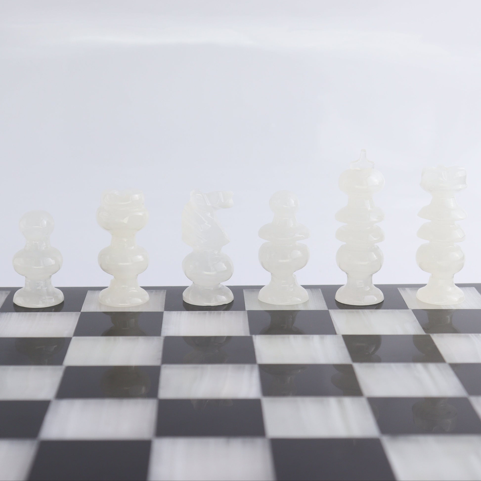 Large Onyx and Marble Chess Set (Black and White) - Expert Wholesale and Supplier of Wholesale Crystals & Bulk Gemstones, ["Black Marble","Catalog Onyx","Marble","onyx"]
