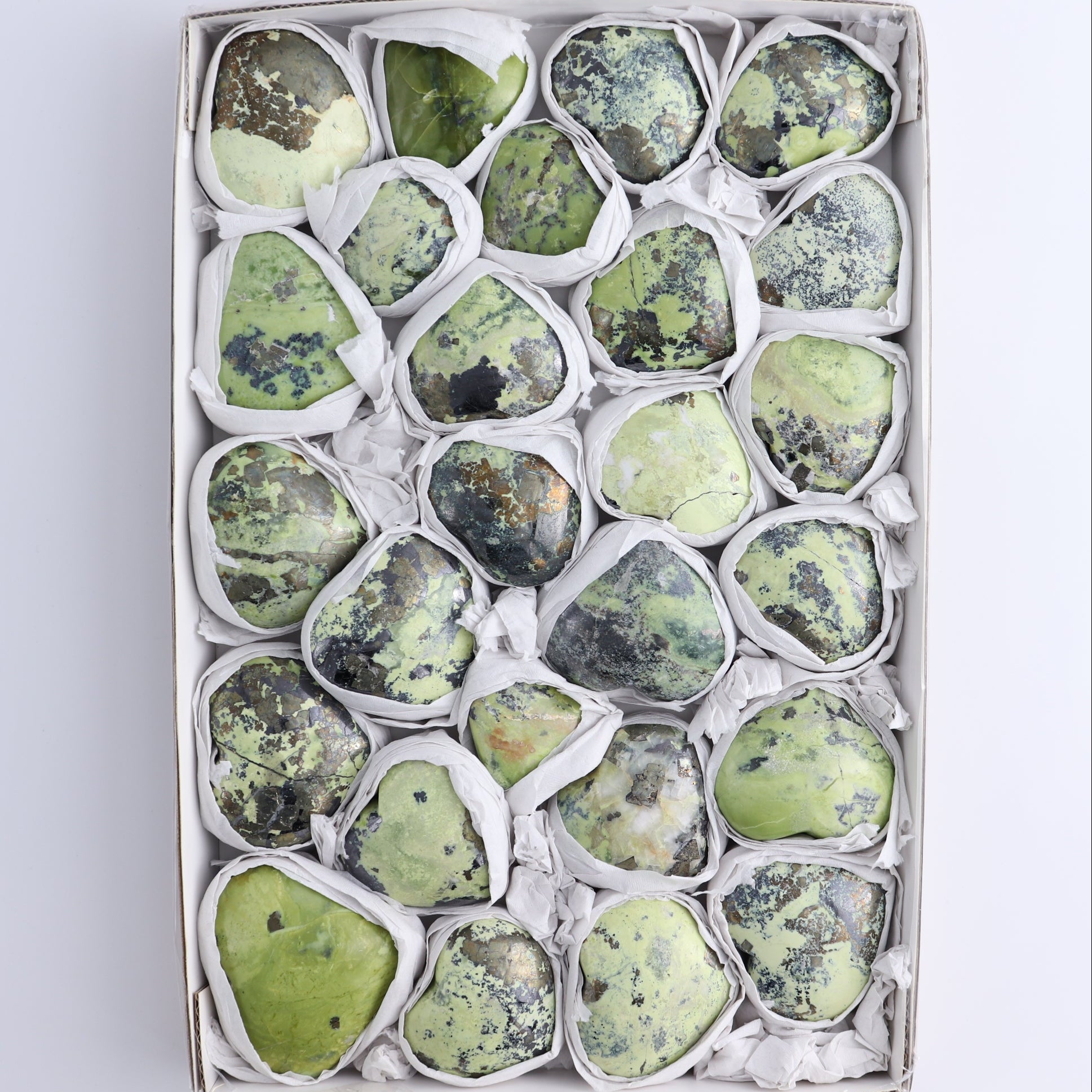 Serpentine Hearts Set of 26 - Expert Wholesale and Supplier of Wholesale Crystals & Bulk Gemstones, ["Hearts","Peru","serpentine"]