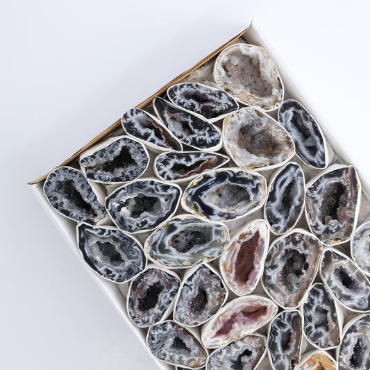 Agate Geodes Flat - Expert Wholesale and Supplier of Wholesale Crystals & Bulk Gemstones, ["Agate","Geodes"]
