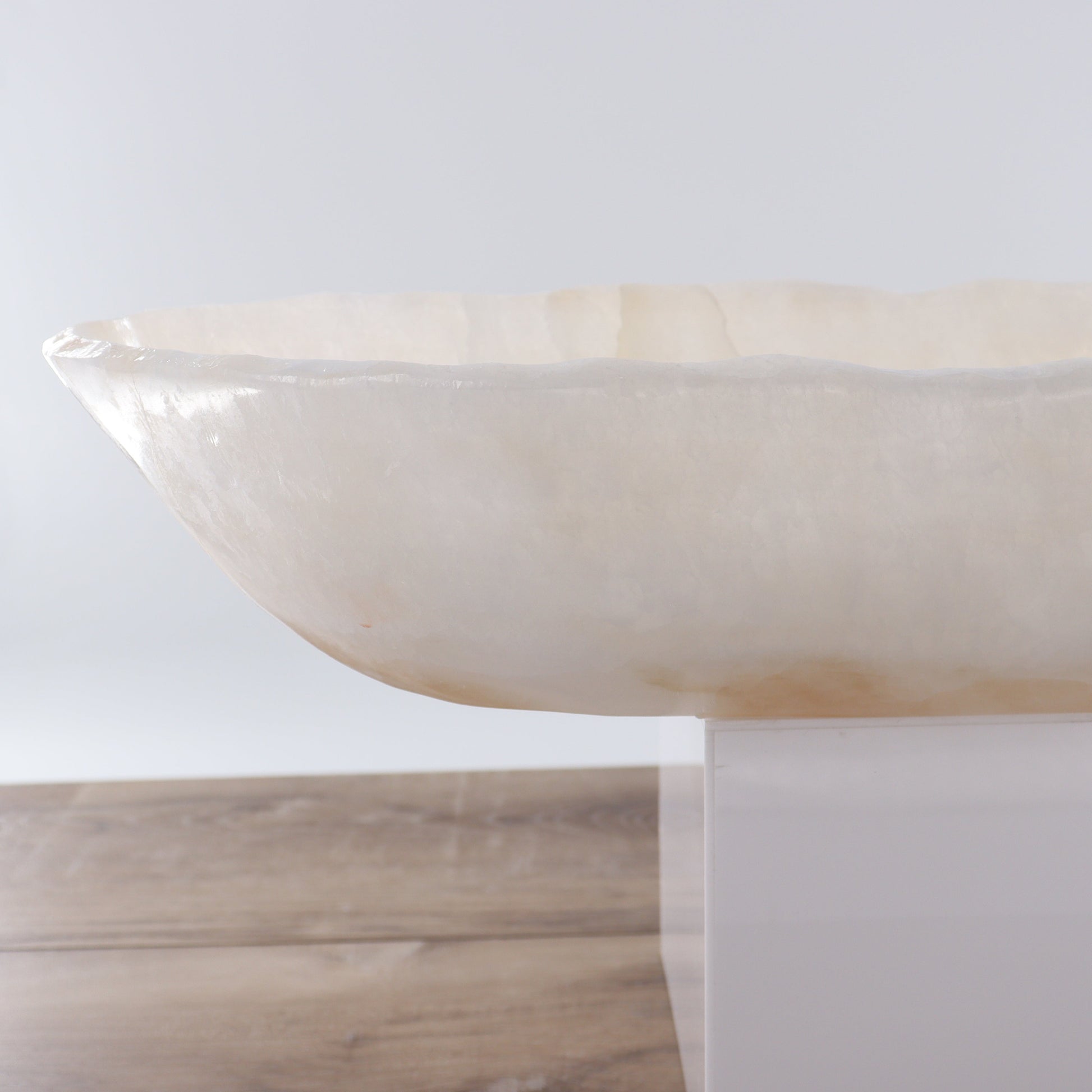 Mexican Onyx/Calcite Canoe Bowl - Expert Wholesale and Supplier of Wholesale Crystals & Bulk Gemstones, ["Bowls","Calcite","canoe","Mexico","onyx"]