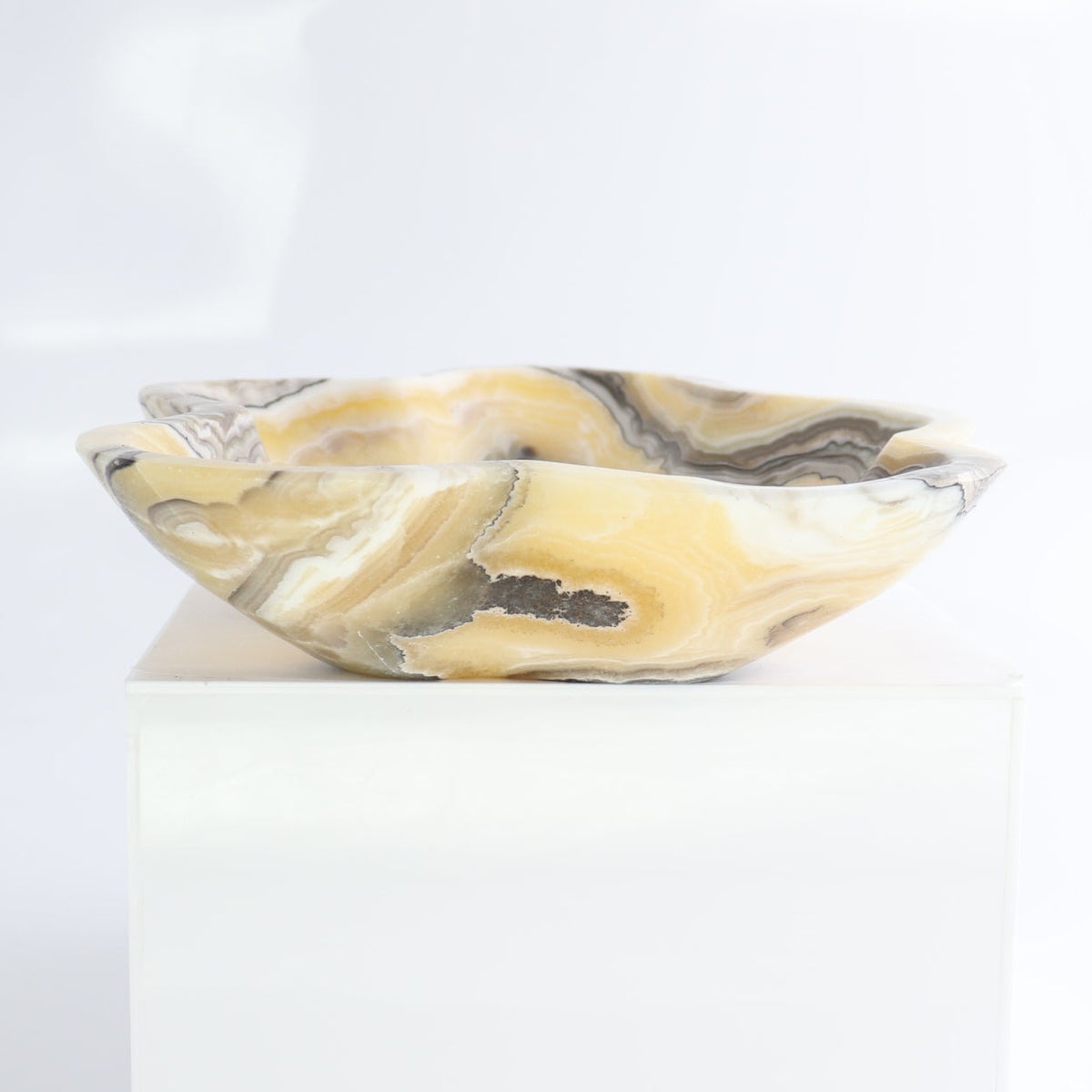 Mexican Onyx/Calcite Bowl 9"